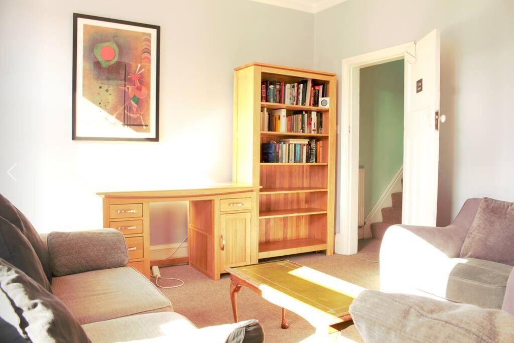 Homely Ensuite Room Near City Centre Manchester Exterior photo